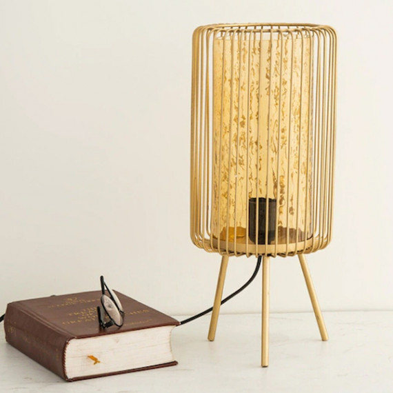 https://easyeleganz.com/vi/products/gold-toned-adobe-wire-novelty-table-lamp