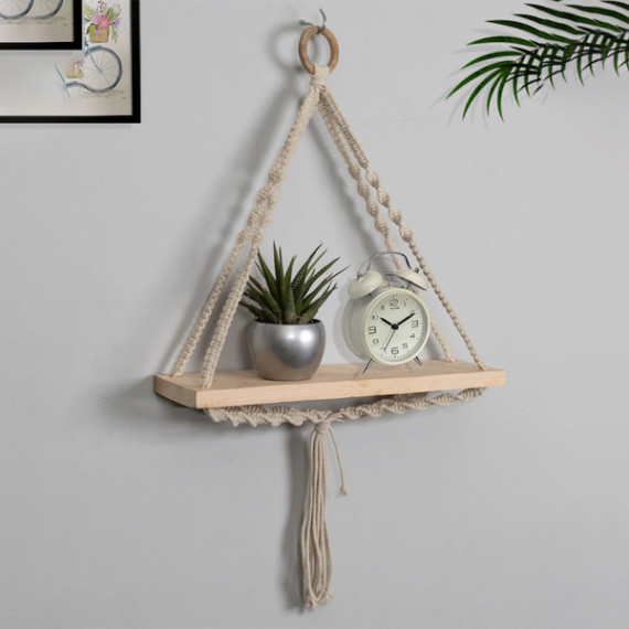 https://easyeleganz.com/products/beige-triangle-macrame-wall-hanging-shelf