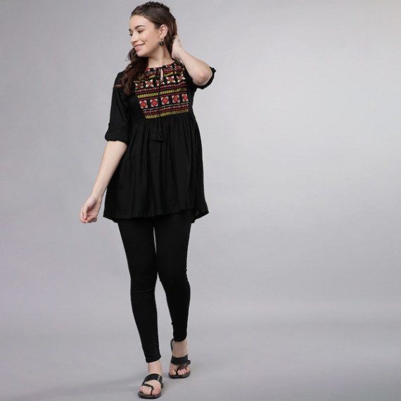 https://easyeleganz.com/vi/products/women-black-solid-tunic