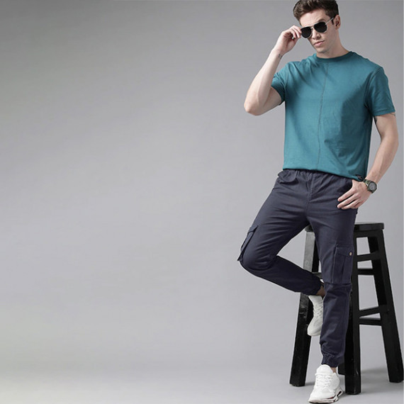 https://easyeleganz.com/products/men-navy-blue-solid-mid-rise-woven-pure-cotten-cargo-trousers