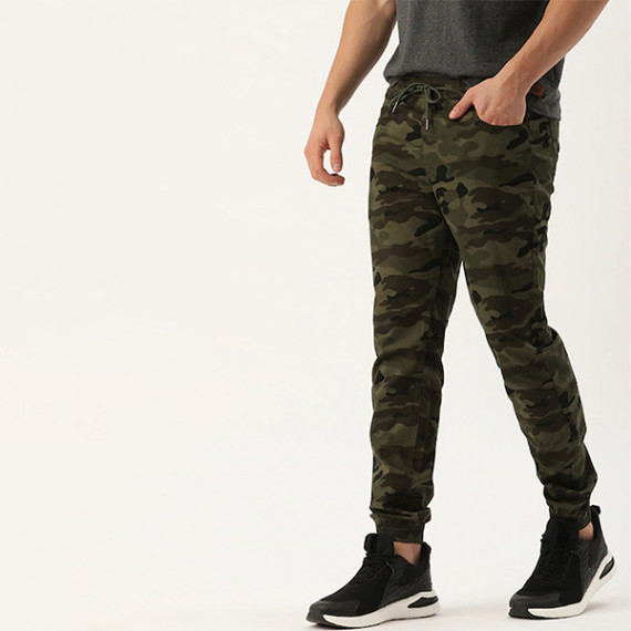 https://easyeleganz.com/products/men-olive-green-camouflage-printed-slim-fit-joggers-trousers