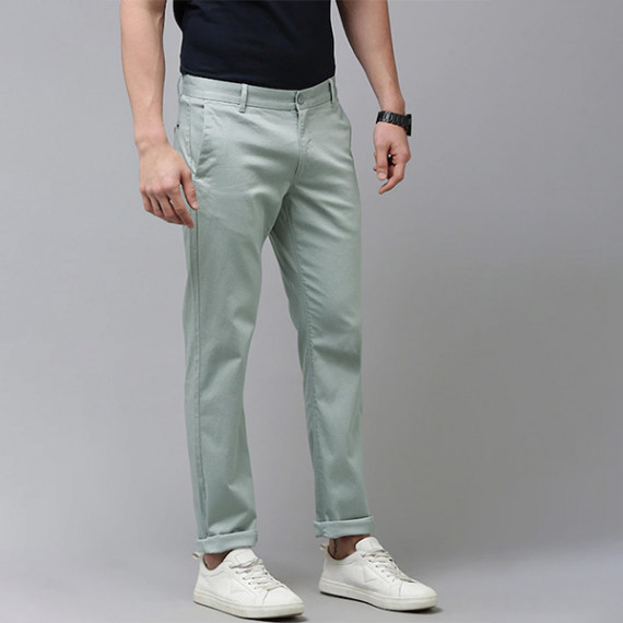 https://easyeleganz.com/products/u-s-polo-assn-men-grey-printed-denver-slim-fit-trousers