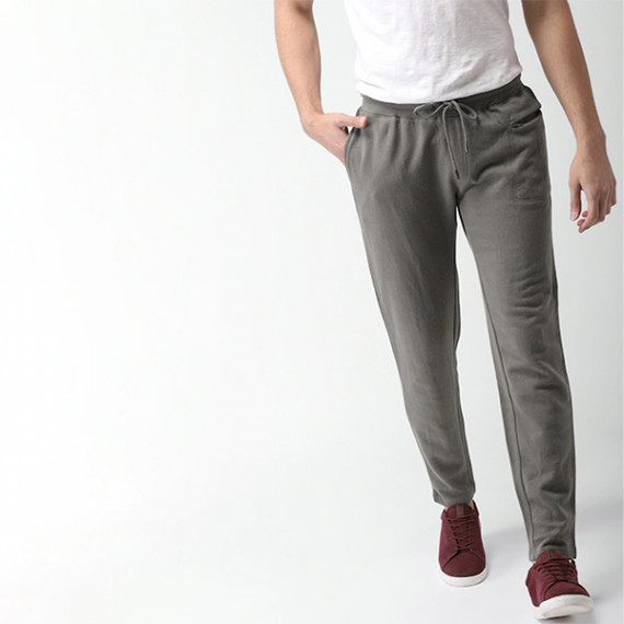 https://easyeleganz.com/products/men-grey-regular-fit-solid-track-pants