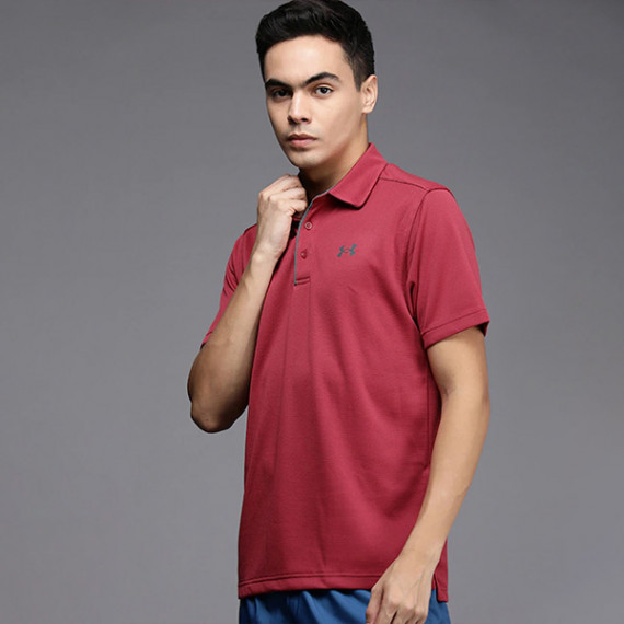 https://easyeleganz.com/products/men-coral-pink-self-striped-polo-collar-loose-t-shirt