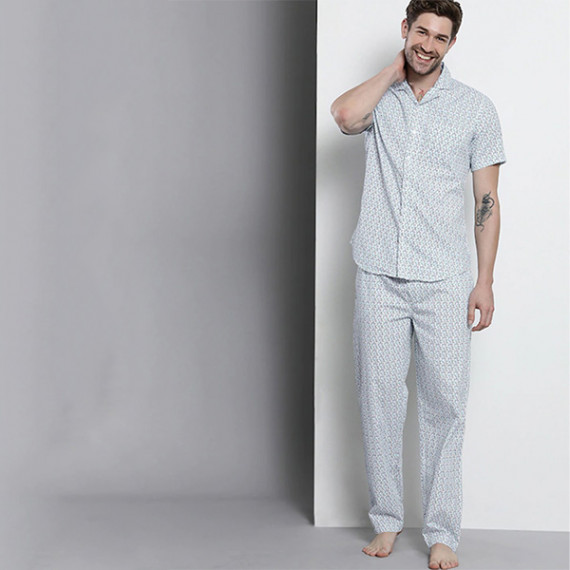 https://easyeleganz.com/vi/products/men-white-printed-pure-cotton-night-suit