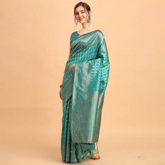 https://easyeleganz.com/vi/products/green-gold-toned-silk-blend-fusion-leheriya-saree